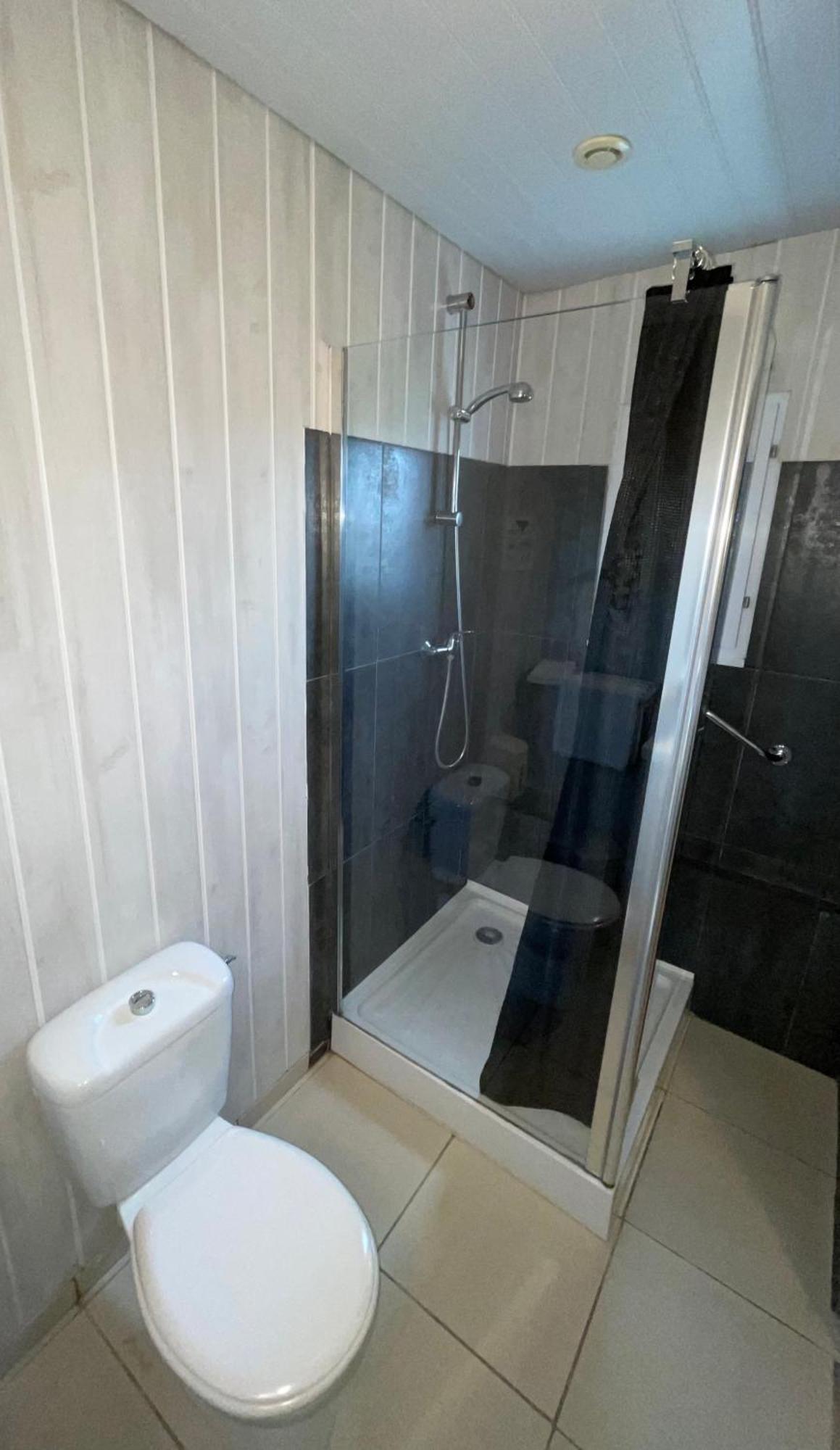 Hotel Auberge Des Charmilles Sainte-Soulle Room photo